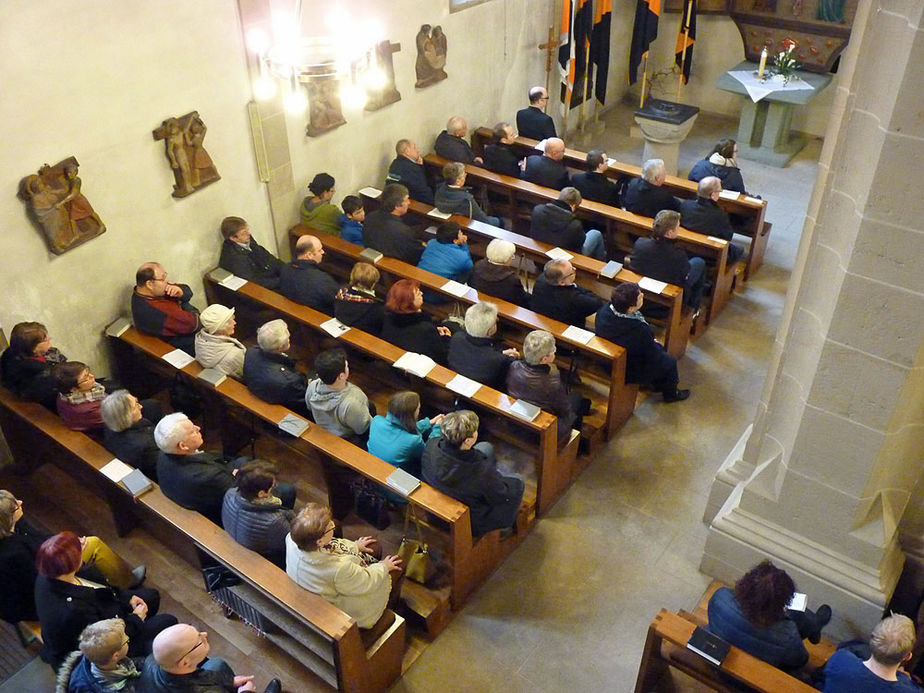 Festgottesdienst zum 50jahrigen Priesterjubiläum von Stadtpfarrer i.R. Geistlichen Rat Ulrich Trzeciok (Foto: Karl-Franz Thiede)